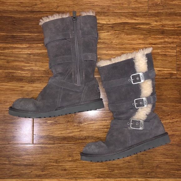 Original UGG Australia ‘Maddie’ boots in mushroom - Picture 2 of 8